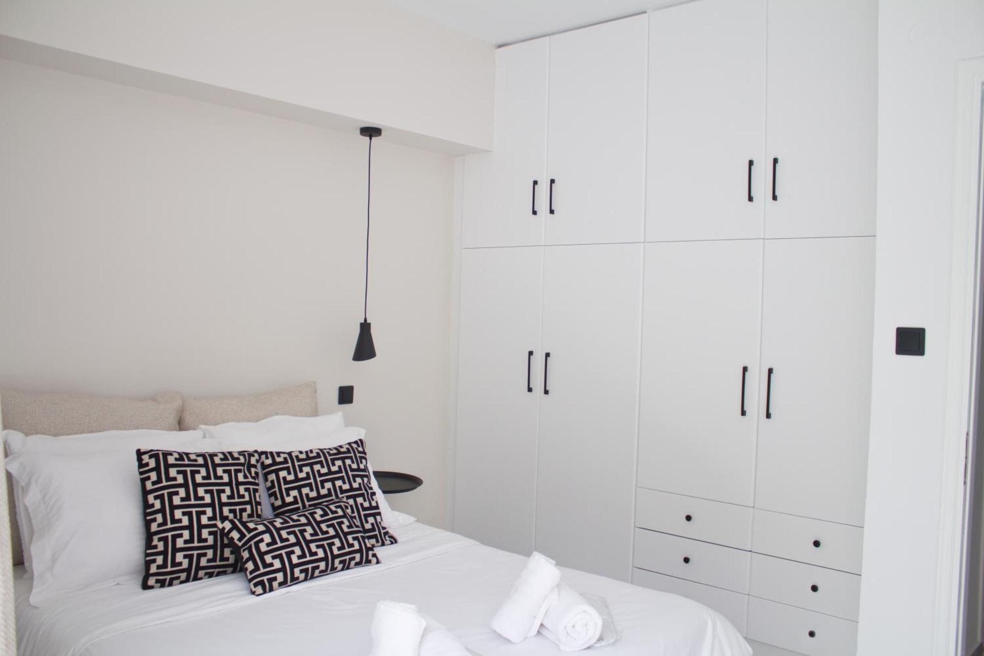 Apartment Ermis Mini # 01 *